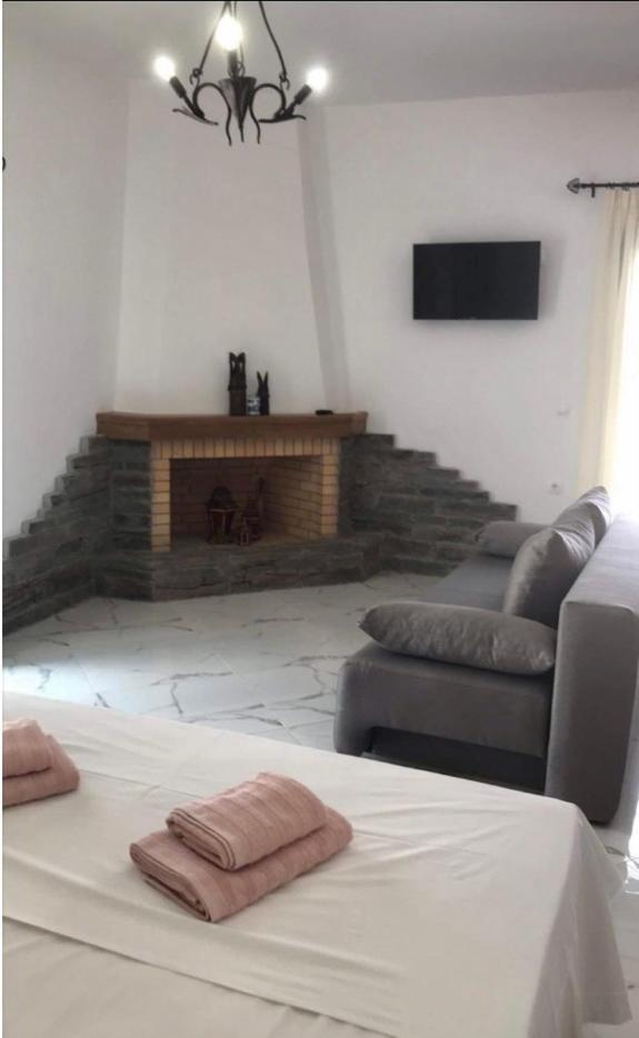 Apartmán Yulie'S Orama Areopoli Exteriér fotografie
